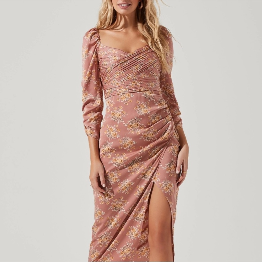 ASTR Evana Floral Dress